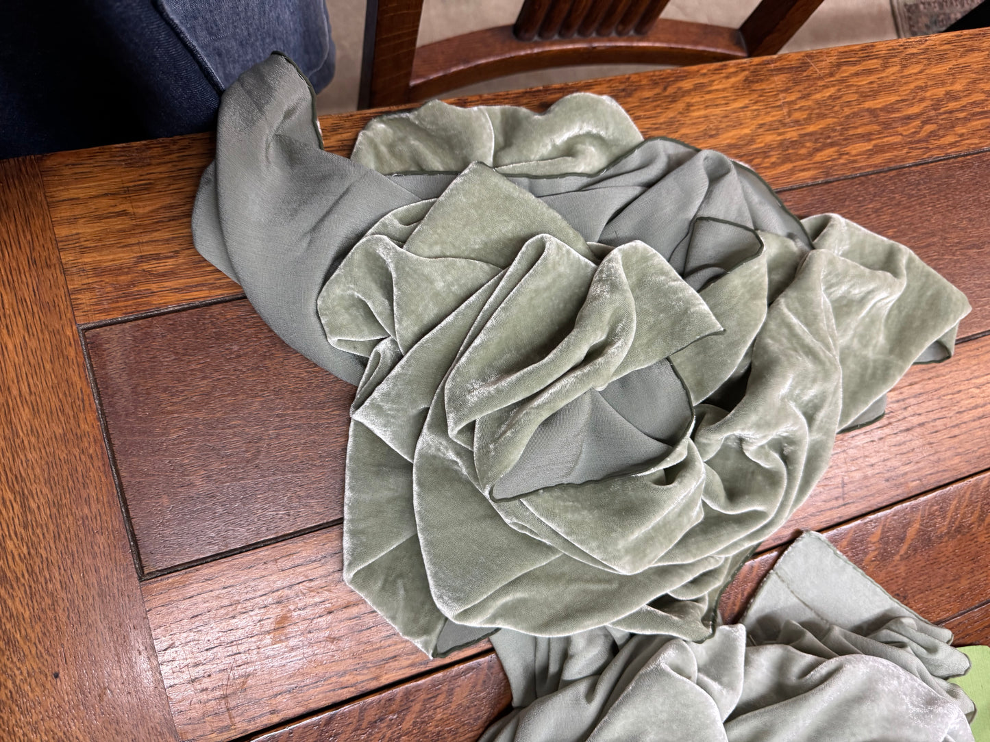 SYLVIA RILEY velvet scarf