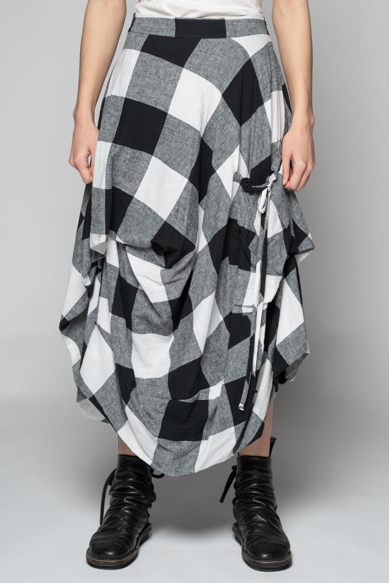 DOGSTAR Okina Skirt b/w