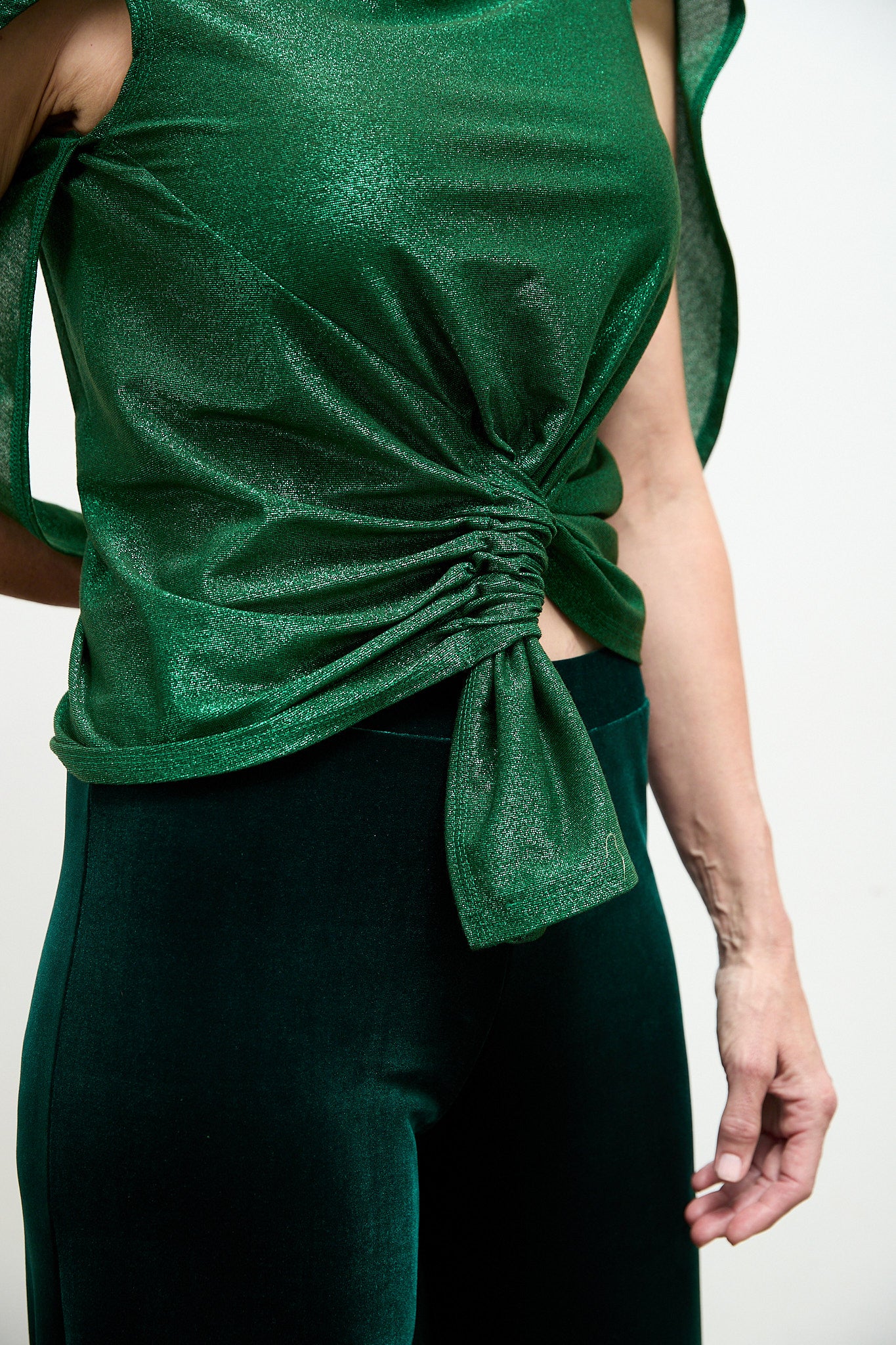 Tokyo wing sleeve top