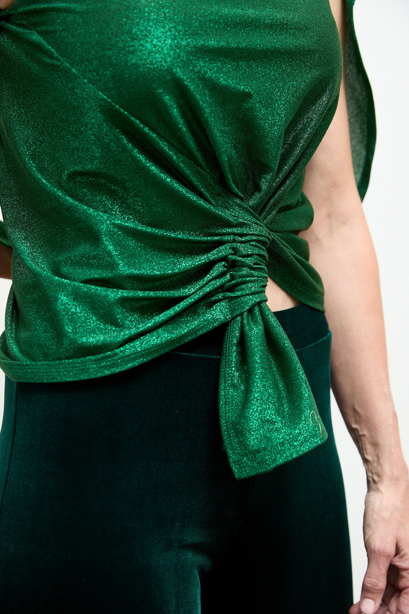 Tokyo wing sleeve top