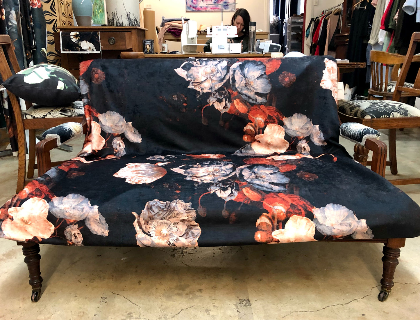 MS CHIEF DESIGNS Titian Poppies in Chenille