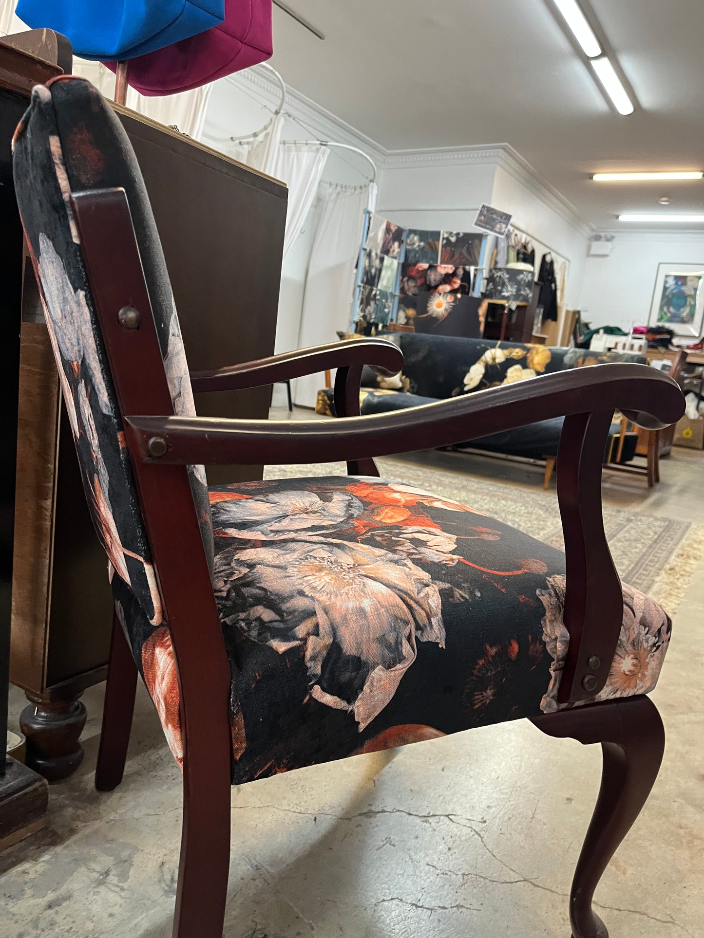 Bridge Chair in Titan Poppies