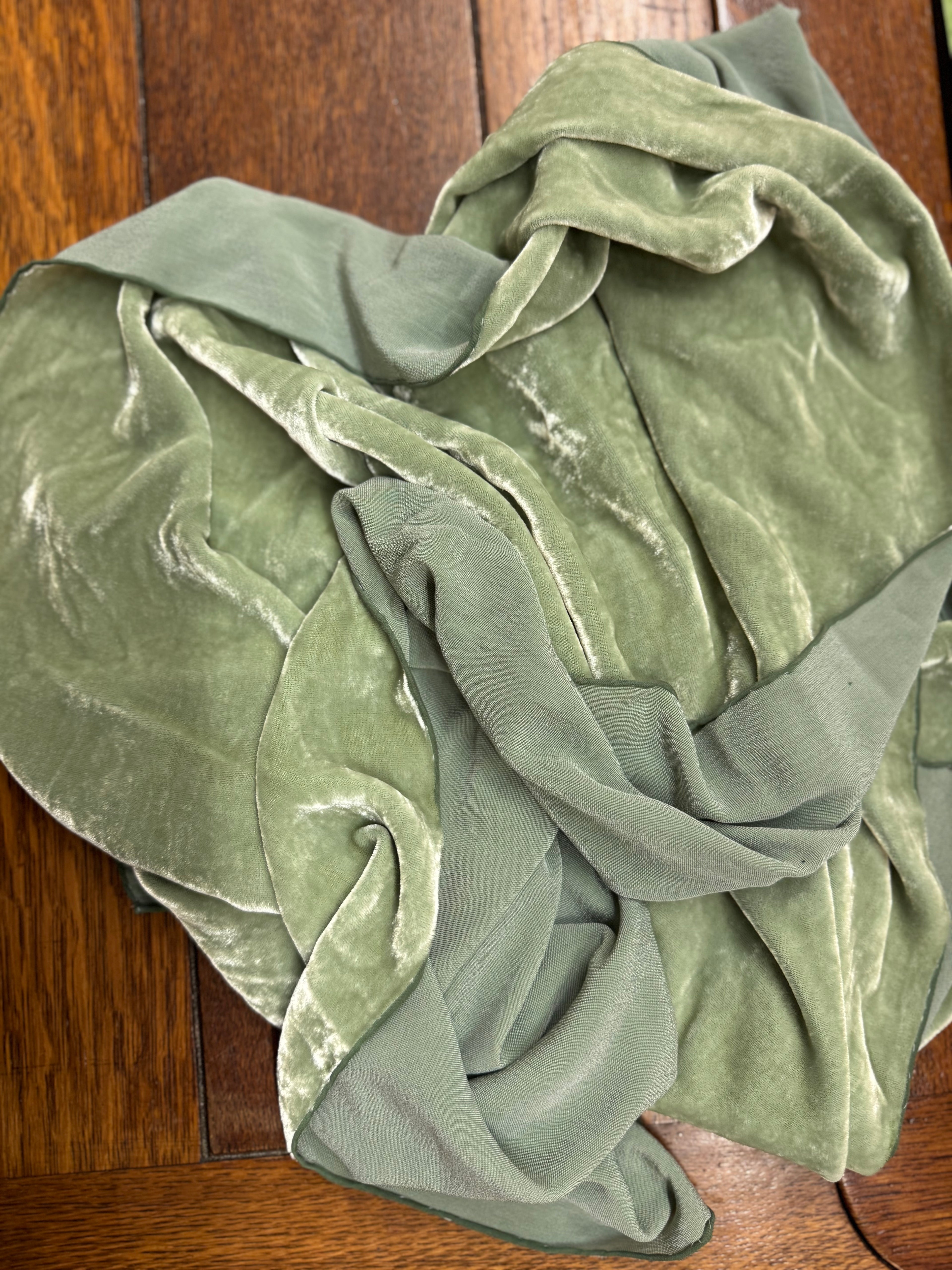 SYLVIA RILEY velvet scarf