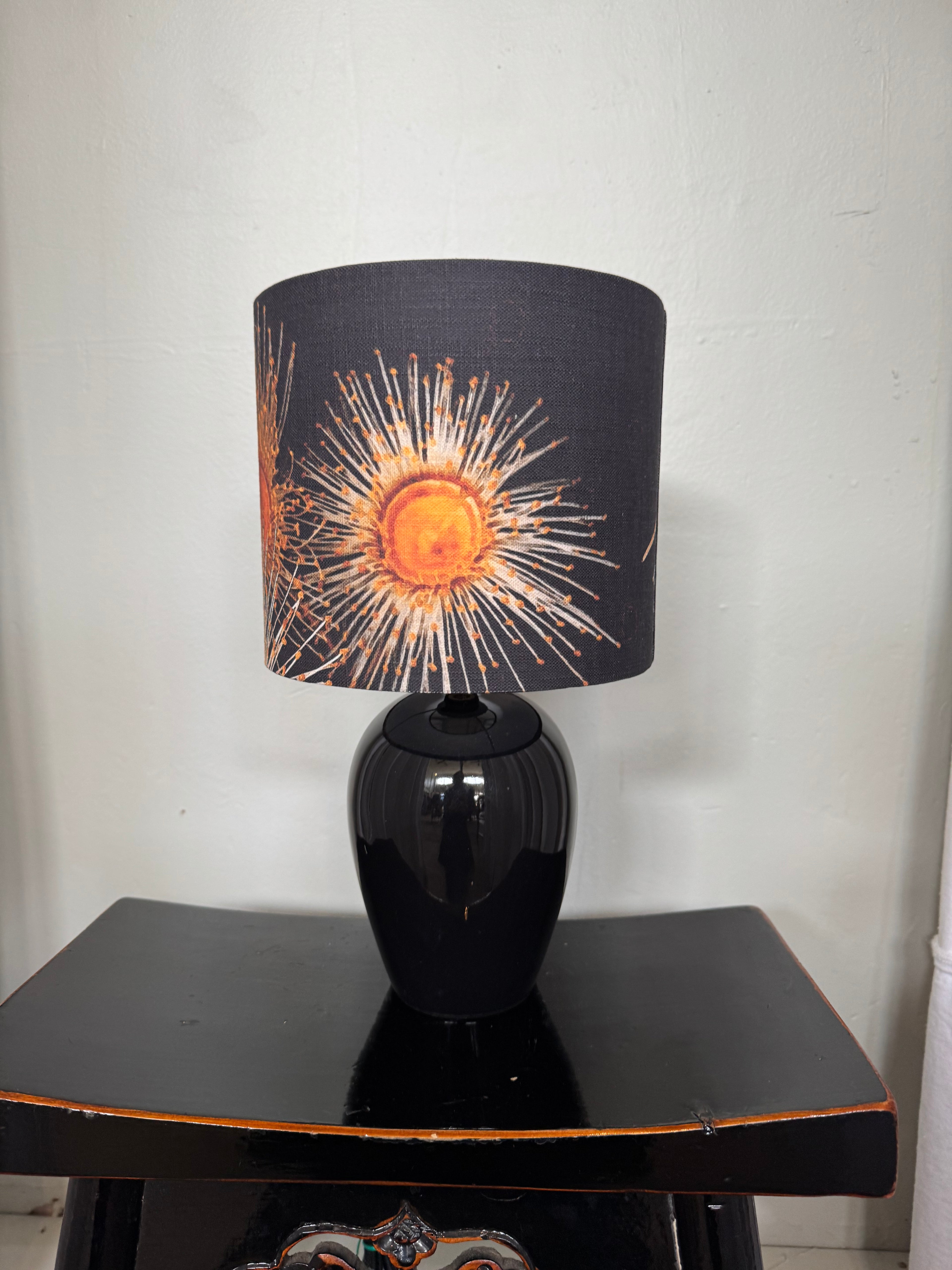 LAMP small black base with Kalypto Oxide shade