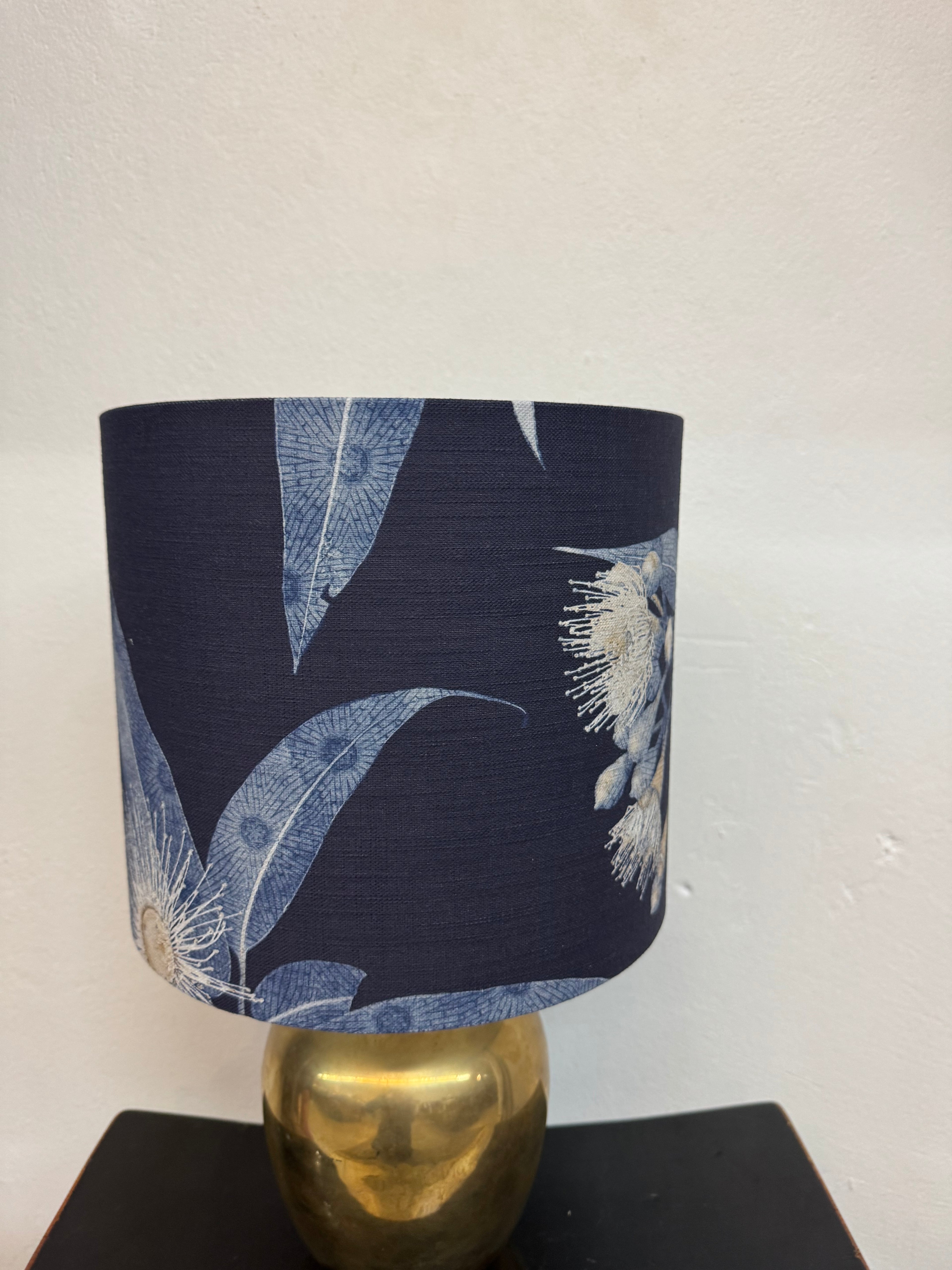 LAMP Kalypto Indigo on metal base