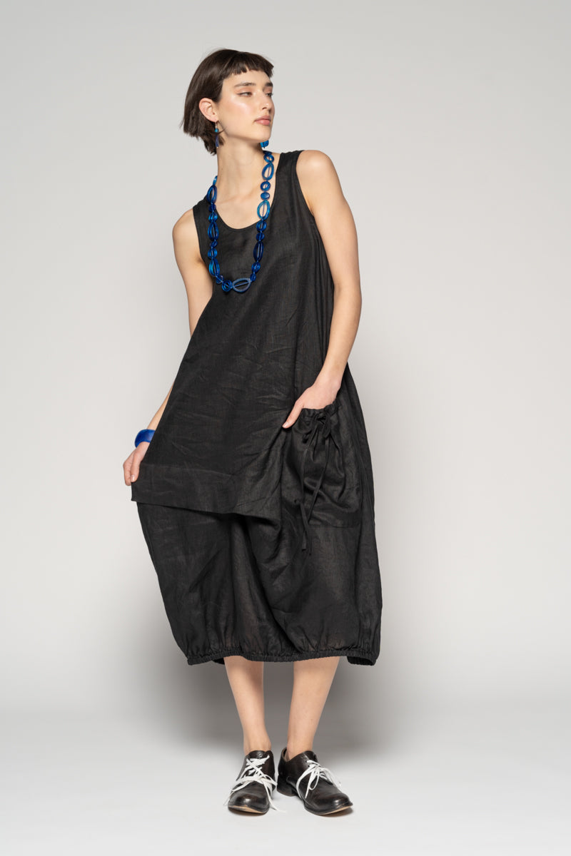 DOGSTAR Sabi Tuck Dress Black