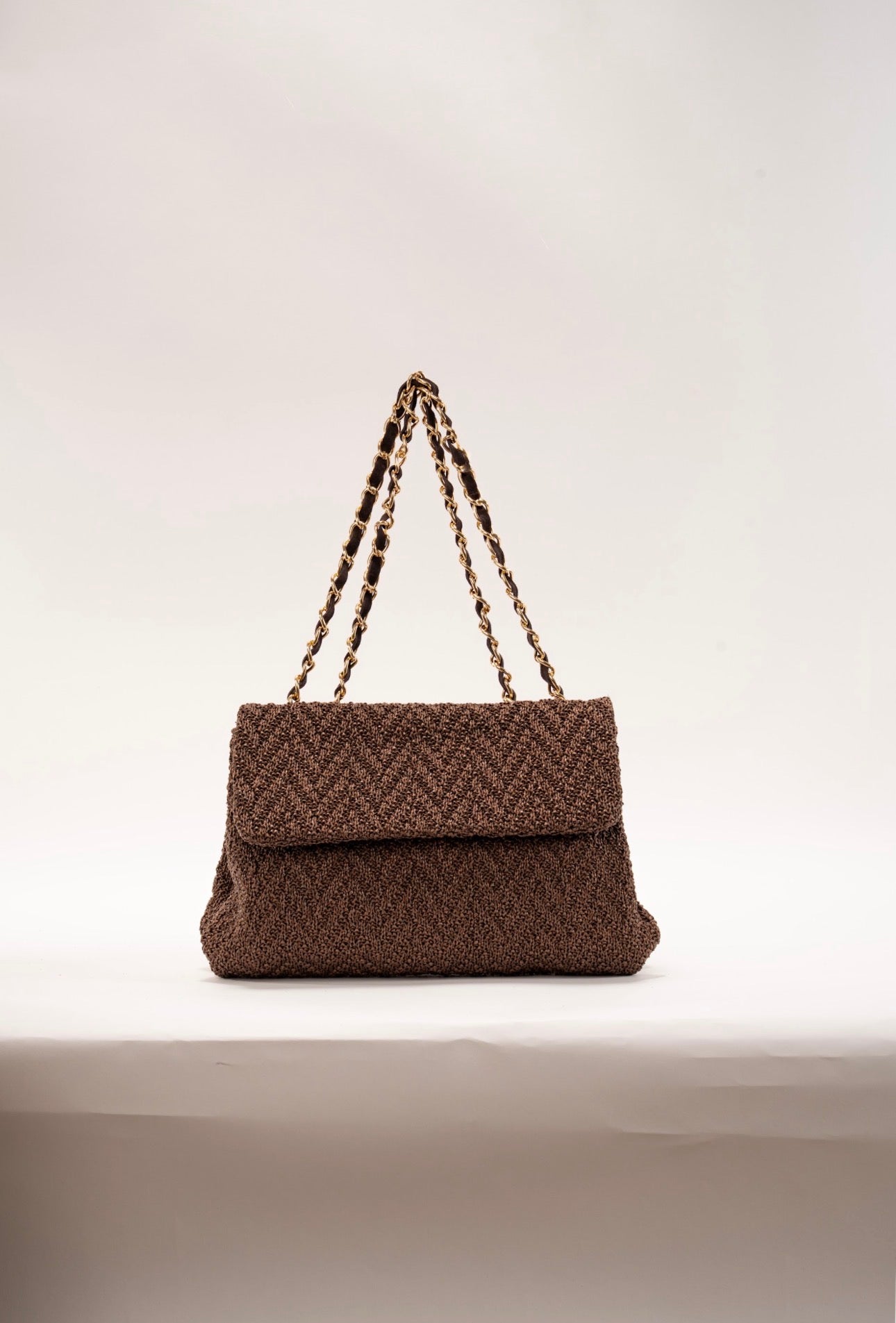 BIDINIS Clarice textured raffia bag Chocolate