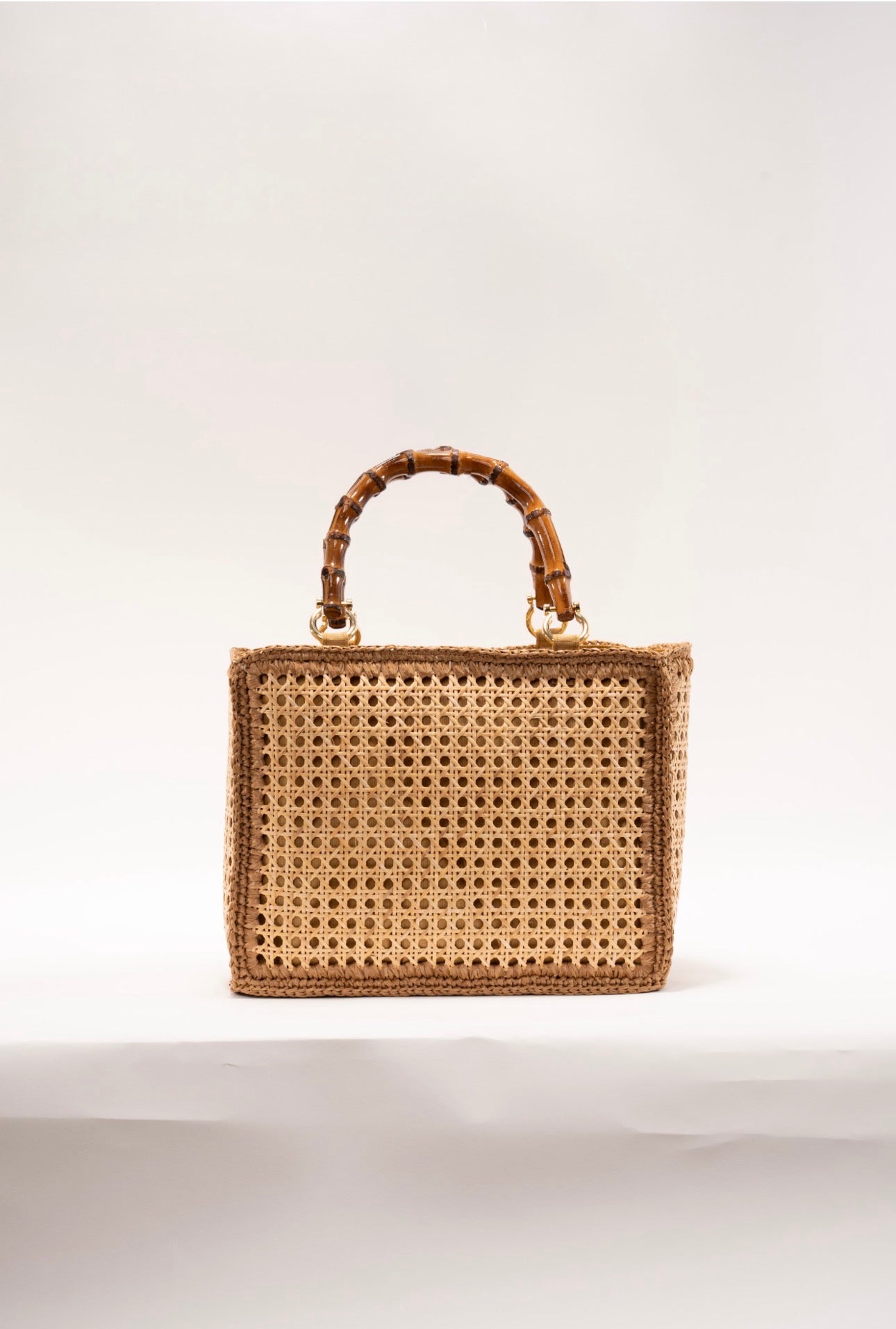 BIDINIS Rattan tote with bamboo handles Tan trim