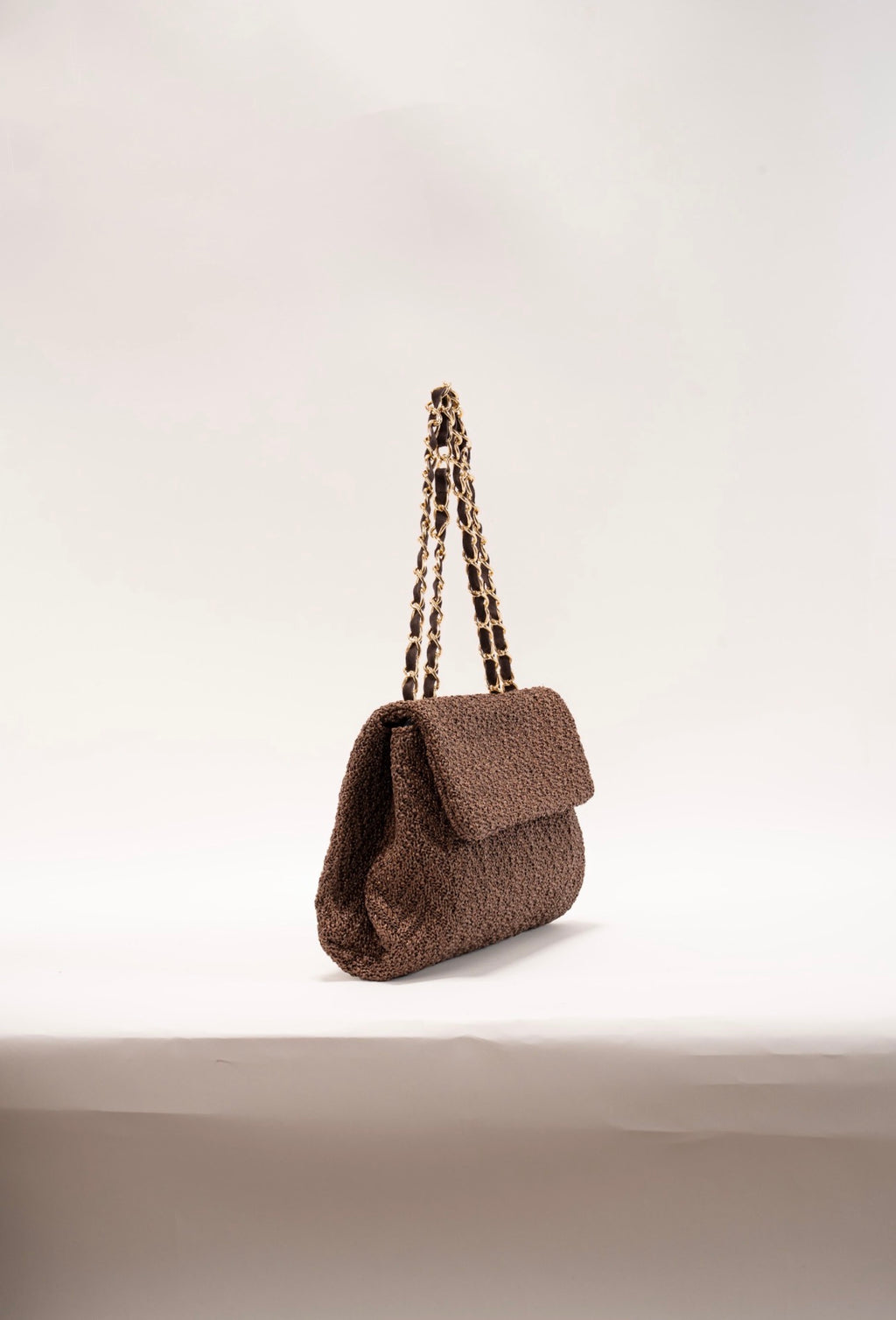 BIDINIS Clarice textured raffia bag Chocolate