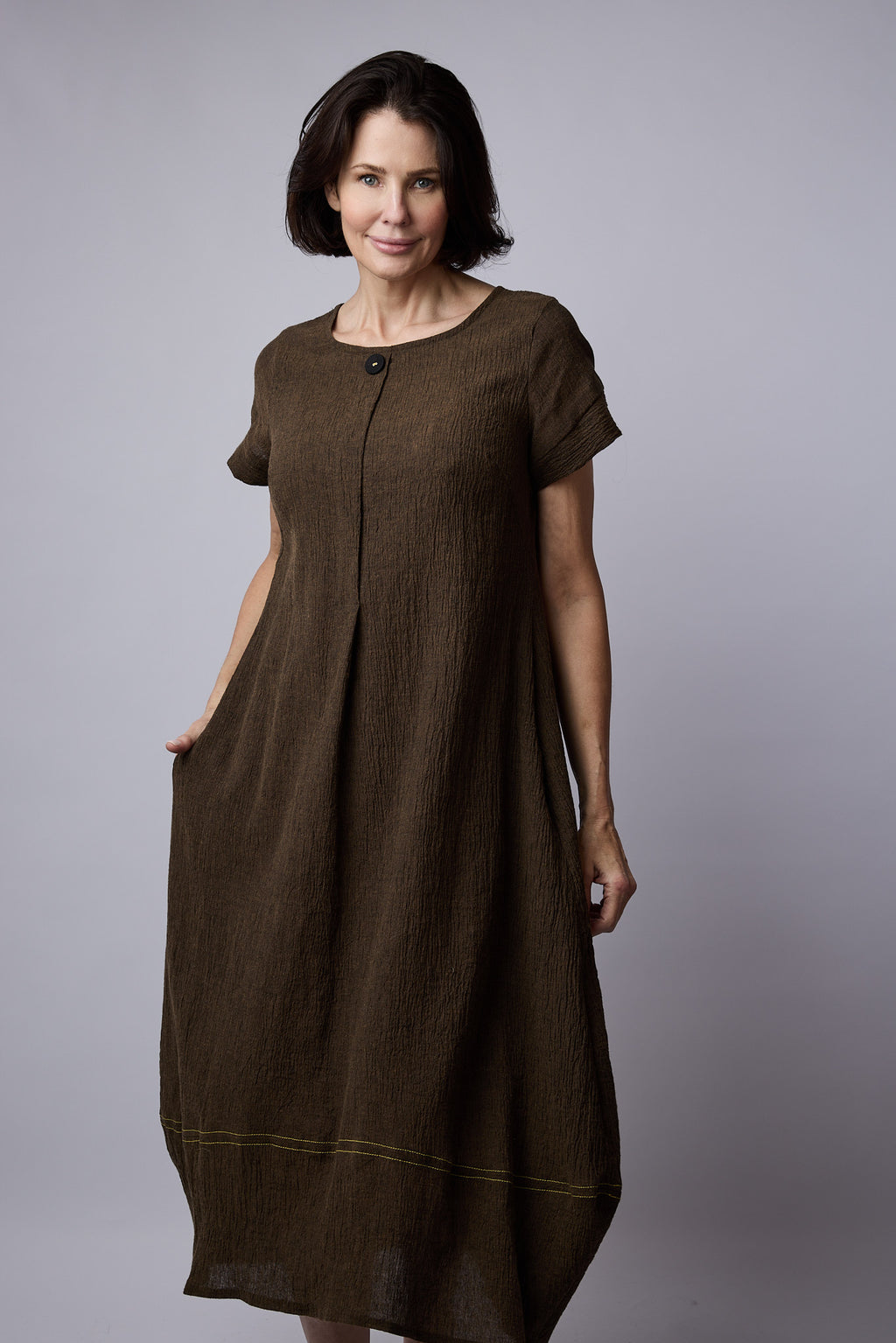 Dakota dress Smoke Olive crinkle linen