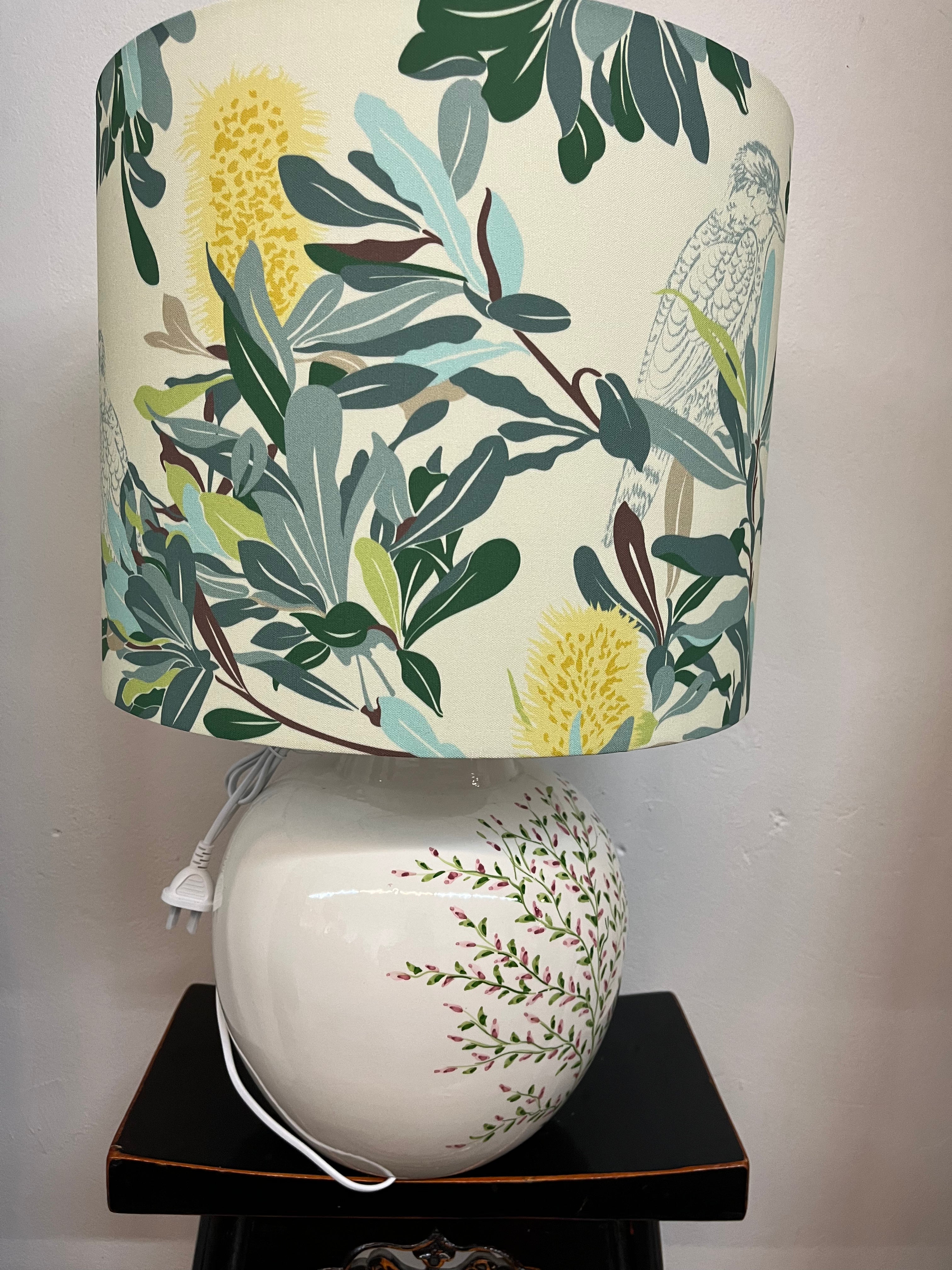 ZYNSKA TEXTILES Large White Flower Sphere Lamp with Banksia Cream Shade