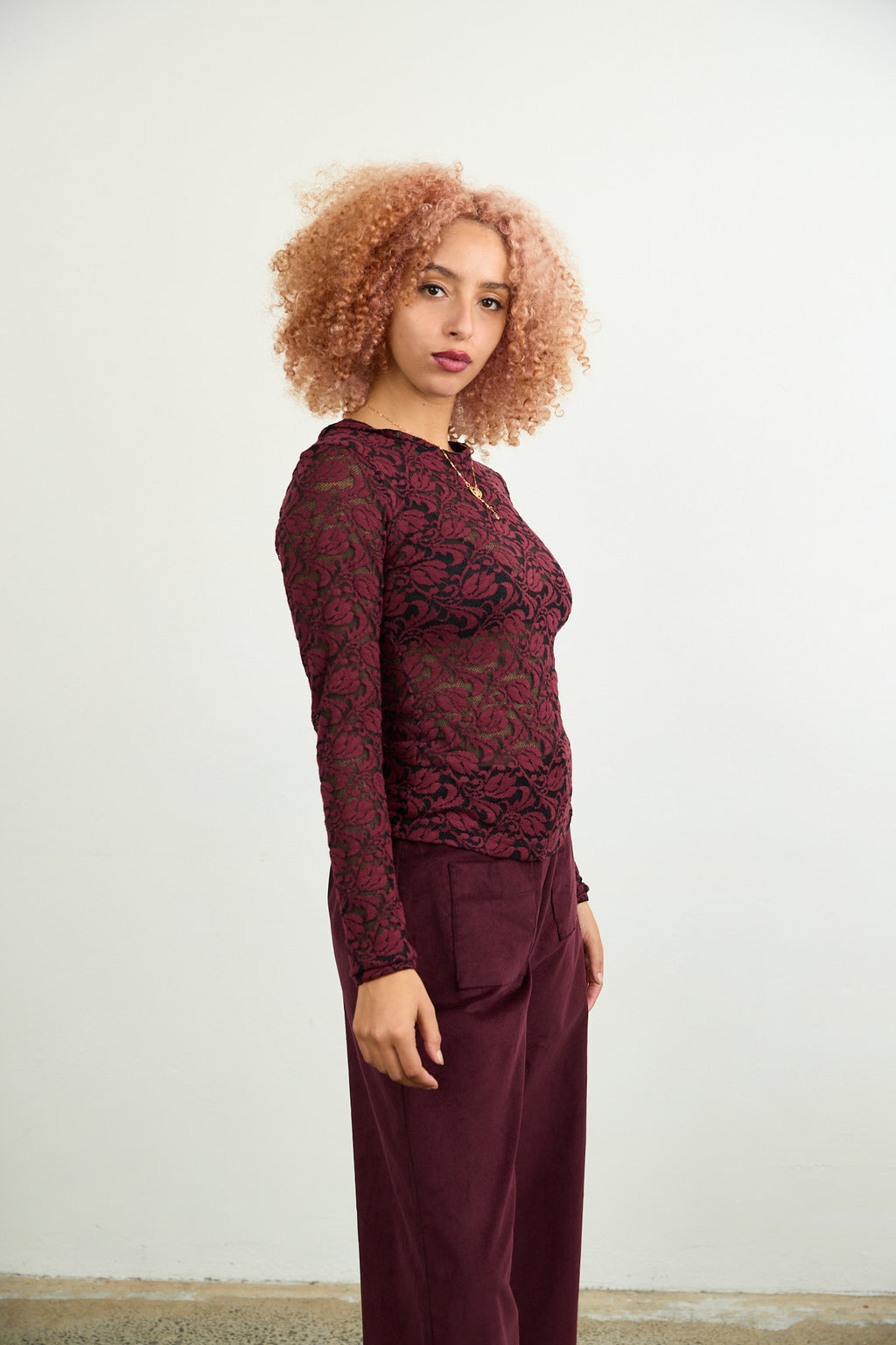 Lace Tee Berry