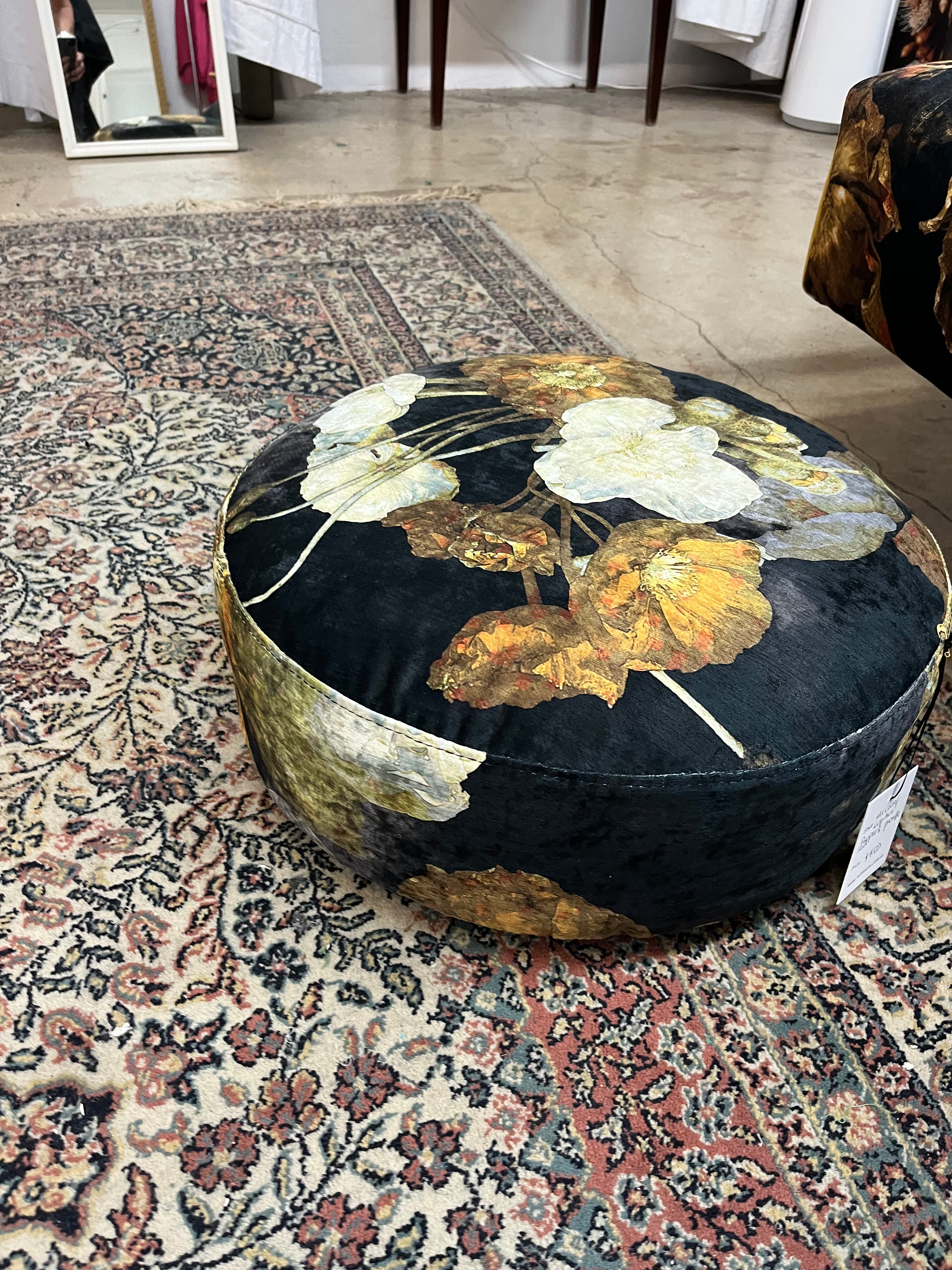 MS CHIEF DESIGNS Sulphur Poppies Pouffe