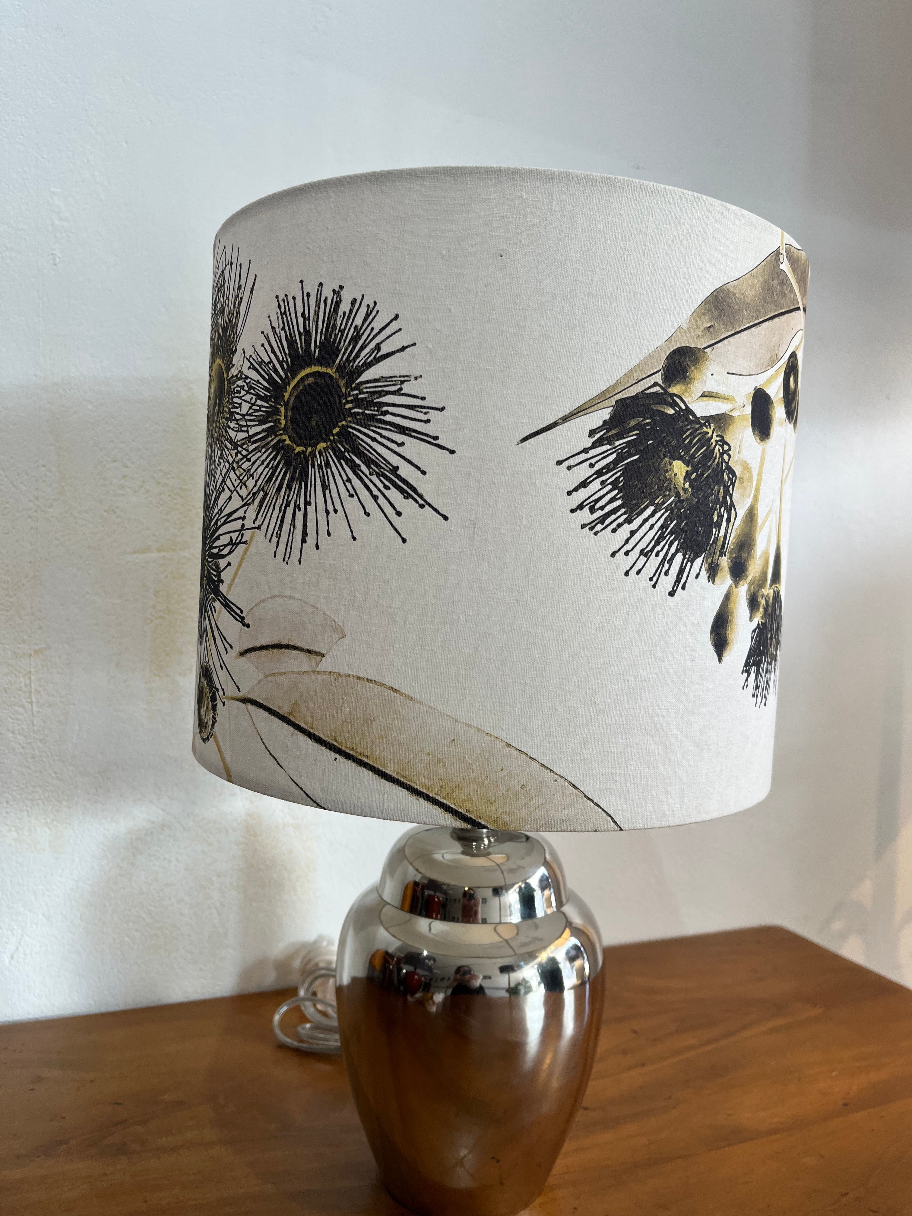 Lamp-small silver base/Kalypto Gilded shade