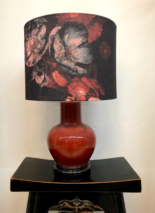 MS CHIEF DESIGNS Small Italian Ceramic Base with Titian Poppies Linen Shade
