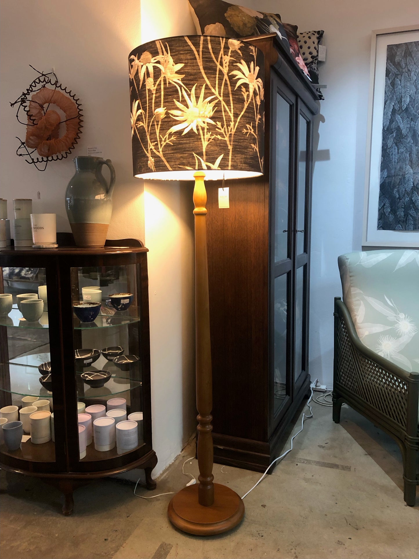 Lamp-wooden standard lamp/Flannel Flower Earth shade