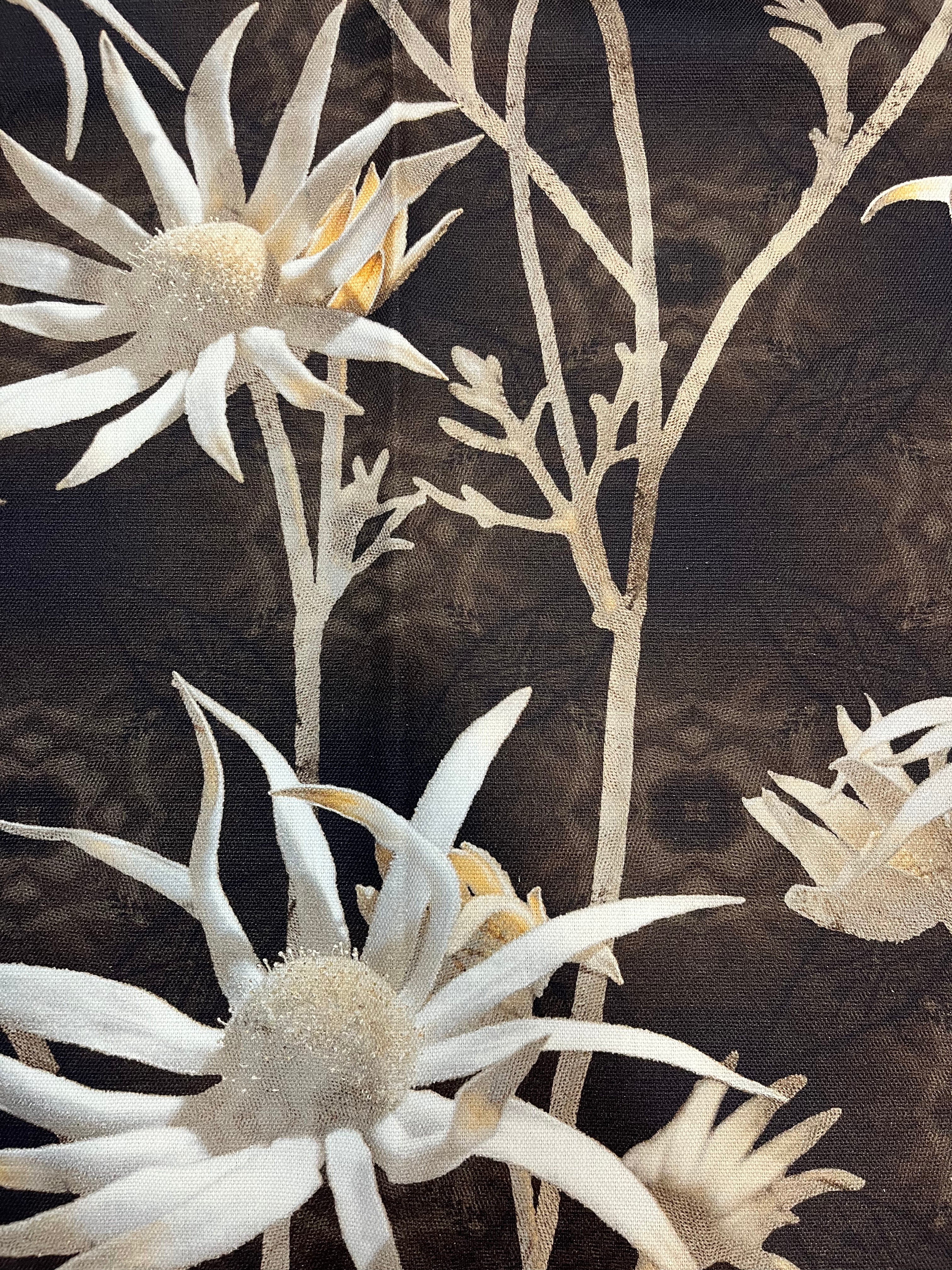 MS CHIEF DESIGNS Earth Flannel Flowers in Linen