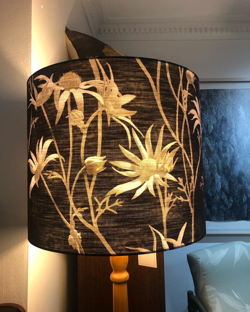 Lamp-wooden standard lamp/Flannel Flower Earth shade